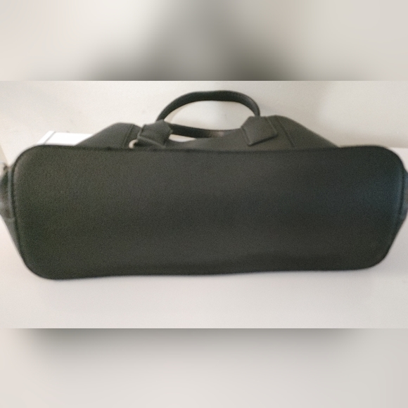 Tahari Bag - Picture 5 of 5